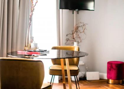 Exclusive calm and designer flat in Charlottenburg - image 8