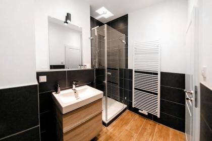 Exclusive designer flat in Charlottenburg Apartment in top location - image 11