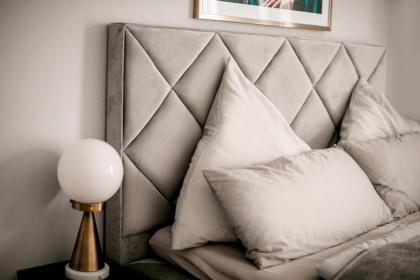 Exclusive designer flat in Charlottenburg Apartment in top location - image 5