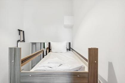 Beautiful 1 Bedroom apartment in Charlottenburg - image 10
