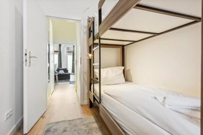 Beautiful 1 Bedroom apartment in Charlottenburg - image 9