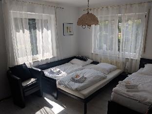 Ruhiges Zimmer im Grünen (schwarz/weiß) - image 2