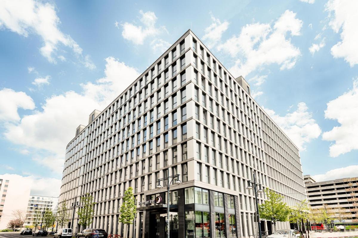 Premier Inn Berlin Alexanderplatz - main image
