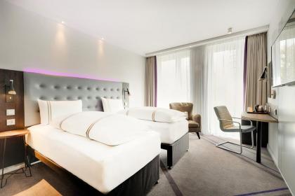 Premier Inn Berlin Alexanderplatz - image 19