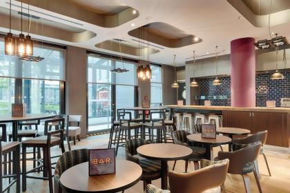 Premier Inn Berlin Alexanderplatz - image 3