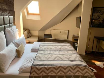 Apartmently - Cozy Studios in the Heart of Friedrichshain - image 6