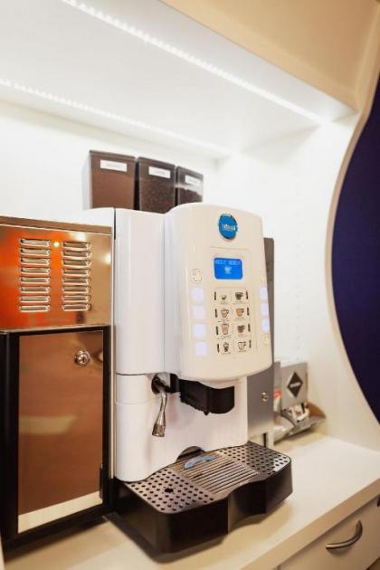 NEOHOSTEL Berlin - image 8