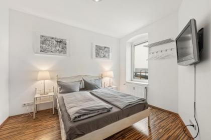 Budget Apartment am Fernsehturm - image 12
