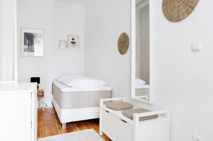 Insider in Berlin in Bergmannkiez - image 21