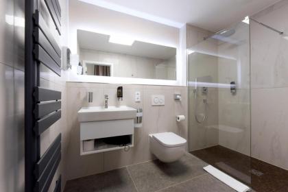 M-Pire Hotel Berlin - image 9