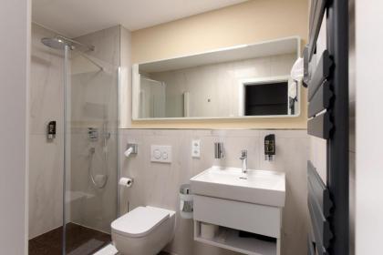M-Pire Hotel Berlin - image 7