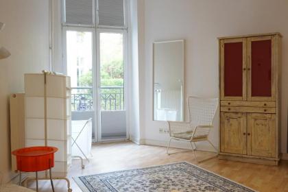 Family-friendly apartment in the center of Berlin - image 20