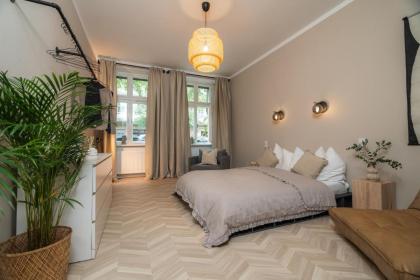 Artsy Berlin Oasis Apartment by Arbio - image 30