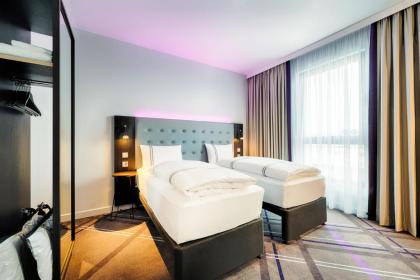 Premier Inn Berlin Airport - image 16