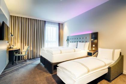 Premier Inn Berlin Airport - image 19