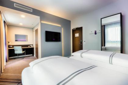 Premier Inn Berlin Airport - image 20
