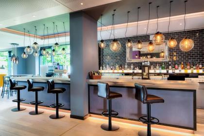 Premier Inn Berlin Airport - image 7