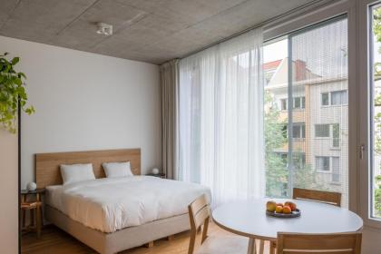 Carlotta Apartments - image 13