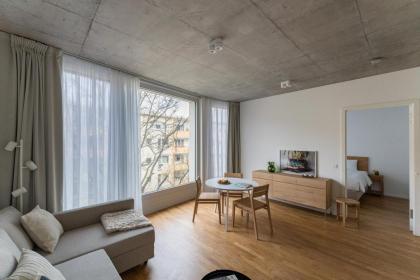 Carlotta Apartments - image 14