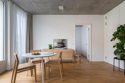 Carlotta Apartments - image 16
