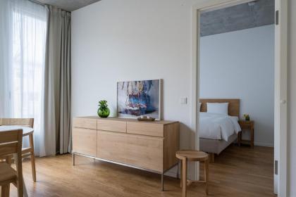 Carlotta Apartments - image 17