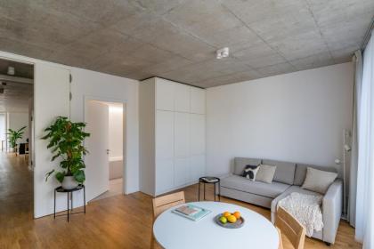 Carlotta Apartments - image 19