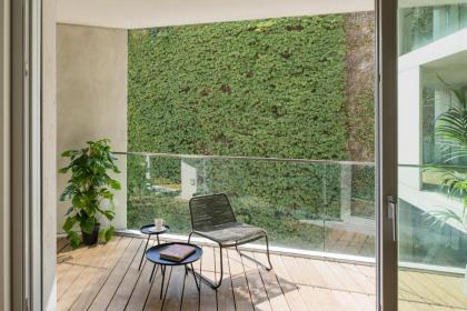 Carlotta Apartments - image 30