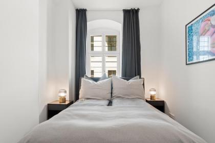 GreatStay - Straßburger Str 18 stylish 3 BR apartment in downtown Berlin - image 9