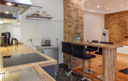 Beautiful Apartment In Berlin With 1 Bedrooms And Wifi - image 4