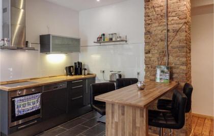 Beautiful Apartment In Berlin With 1 Bedrooms And Wifi - image 5