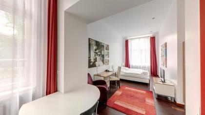 GLS Studio Hotel Berlin - image 11